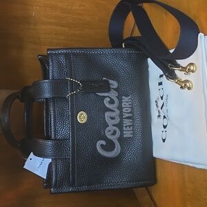 NWT Coach Cargo 26 Full Grain Leather